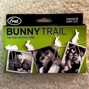 Fred & Friends Bunny Trail Hip Hop Picture Clips